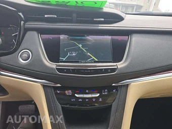 2019 Cadillac XT5 Luxury 1SD – miniatura 10