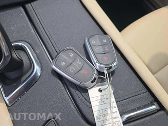 2019 Cadillac XT5 Luxury 1SD – miniatura 8