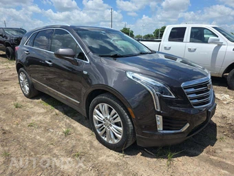 2019 Cadillac XT5 Premium Luxury 1SE – miniatura 4