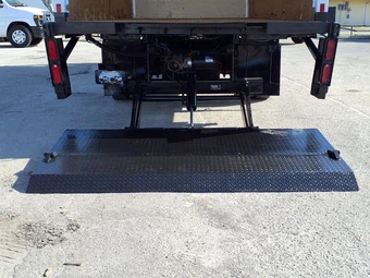 2019 Chevrolet 4500 Base Low Tilt - miniatura 18