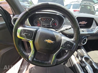 2019 Chevrolet Blazer Cloth 2LT – miniatura 10