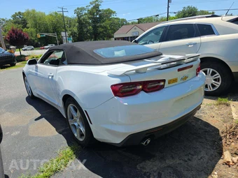2019 Chevrolet Camaro 1LT Convertible – miniatura 2