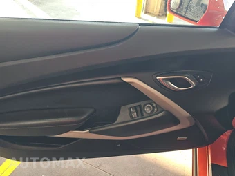 2019 Chevrolet Camaro 1LT Coupe - miniatura 9