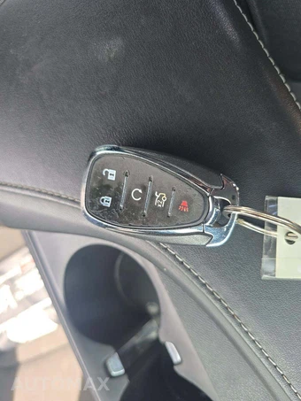 2019 Chevrolet Camaro 1LT Coupe – miniatura 8
