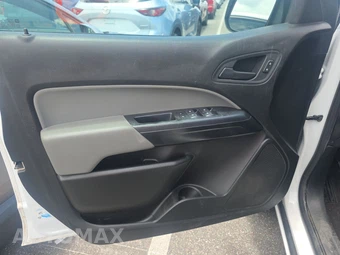 2019 Chevrolet Colorado WT Crew Cab Medium Bed 2WT – miniatura 9