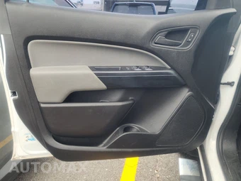 2019 Chevrolet Colorado WT Crew Cab Medium Bed 4WT - miniatura 9