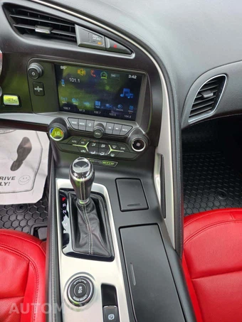 2019 Chevrolet Corvette Stingray Convertible 1LT - miniatura 10