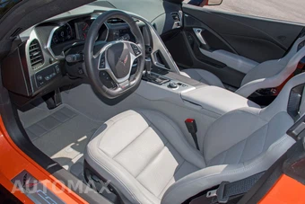 2019 Chevrolet Corvette Z06 Convertible 2LZ - miniatura 19