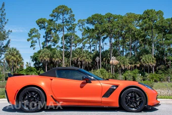 2019 Chevrolet Corvette Z06 Convertible 2LZ - miniatura 31