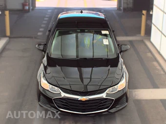 2019 Chevrolet Cruze LS Hatchback 1SB - miniatura 2
