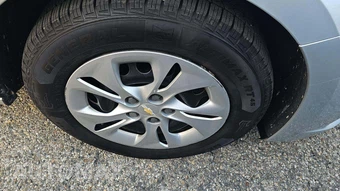 2019 Chevrolet Cruze LS Sedan 1SB - miniatura 28
