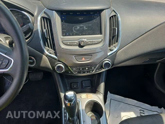 2019 Chevrolet Cruze LT Sedan 1SD - miniatura 11