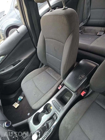 2019 Chevrolet Cruze LT Sedan 1SD - miniatura 22