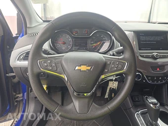 2019 Chevrolet Cruze LT Sedan 1SD - miniatura 10