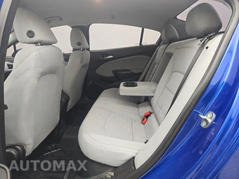 2019 Chevrolet Cruze LT Sedan 1SD - miniatura 13