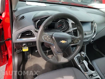 2019 Chevrolet Cruze LT Sedan 1SD - miniatura 10