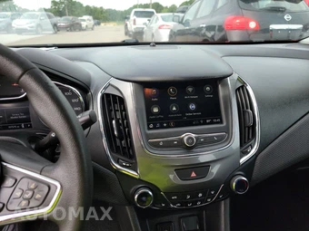 2019 Chevrolet Cruze LT Sedan 1SD - miniatura 11