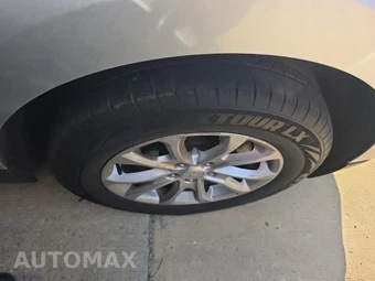 2019 Chevrolet Equinox LT 3LT – miniatura 9