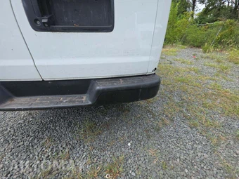 2019 Chevrolet Express 2500 Cargo Van 1WT 135.0" WB – miniatura 33