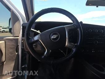 2019 Chevrolet Express 2500 Cargo Van 1WT 135.0" WB – miniatura 10