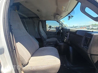 2019 Chevrolet Express 2500 Cargo Van 1WT 135.0" WB – miniatura 8