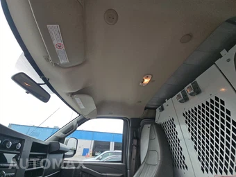 2019 Chevrolet Express 2500 Cargo Van 1WT 135.0" WB - miniatura 18