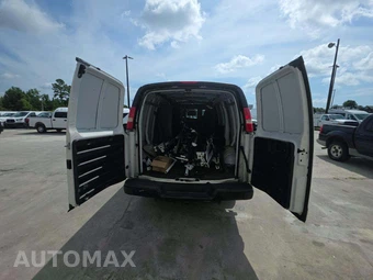 2019 Chevrolet Express 2500 Cargo Van 1WT 135.0" WB - miniatura 11