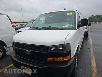 2019 Chevrolet Express 2500 Cargo Van 1WT 135.0" WB - miniatura 2
