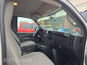 2019 Chevrolet Express 2500 Cargo Van 1WT 135.0" WB - miniatura 8