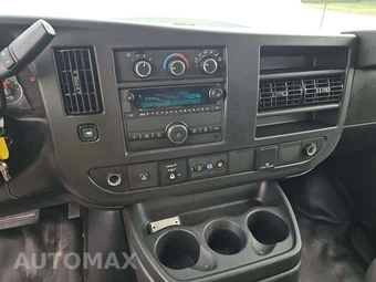 2019 Chevrolet Express 2500 Cargo Van 1WT 135.0" WB - miniatura 10
