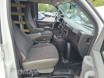 2019 Chevrolet Express 2500 Cargo Van 1WT 135.0" WB - miniatura 18
