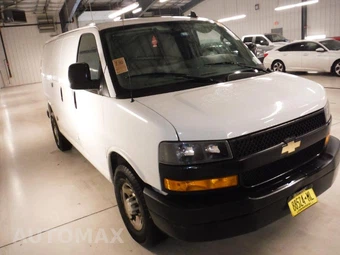 2019 Chevrolet Express 2500 Cargo Van 1WT 135.0" WB - miniatura 2