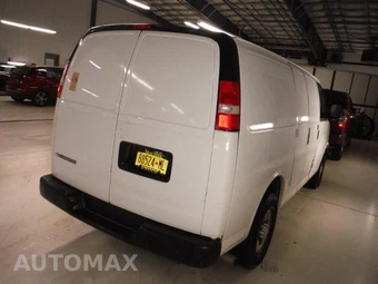 2019 Chevrolet Express 2500 Cargo Van 1WT 135.0" WB - miniatura 3