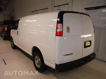 2019 Chevrolet Express 2500 Cargo Van 1WT 135.0" WB - miniatura 4