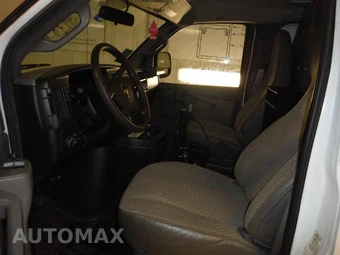 2019 Chevrolet Express 2500 Cargo Van 1WT 135.0" WB - miniatura 5