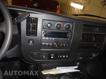 2019 Chevrolet Express 2500 Cargo Van 1WT 135.0" WB - miniatura 6