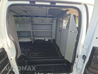 2019 Chevrolet Express 2500 Cargo Van 1WT 135.0" WB - miniatura 15