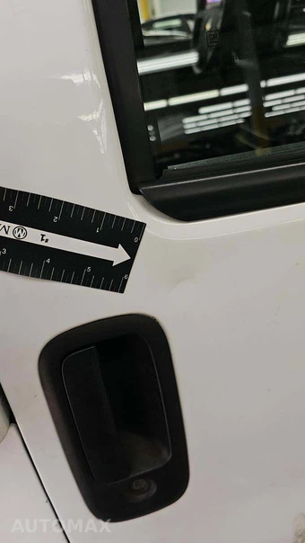 2019 Chevrolet Express 2500 Cargo Van 1WT 135.0" WB - miniatura 25