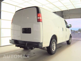 2019 Chevrolet Express 2500 Cargo Van 1WT 135.0" WB - miniatura 4