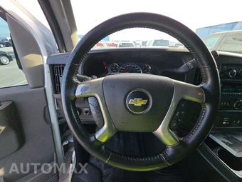 2019 Chevrolet Express 2500 Cargo Van 1WT 135.0" WB - miniatura 10