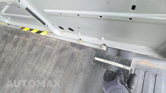 2019 Chevrolet Express 2500 Cargo Van 1WT 135.0" WB - miniatura 19