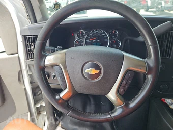 2019 Chevrolet Express 2500 Cargo Van 1WT 135.0" WB - miniatura 10