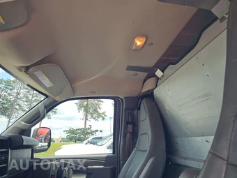 2019 Chevrolet Express 2500 Cargo Van 1WT 135.0" WB - miniatura 18