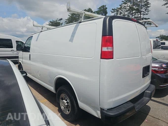 2019 Chevrolet Express 2500 Cargo Van 1WT 135.0" WB - miniatura 6