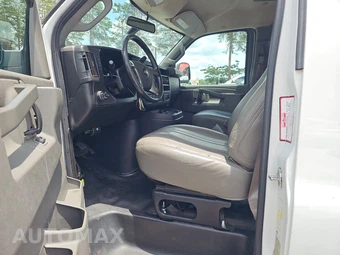 2019 Chevrolet Express 2500 Cargo Van 1WT 135.0" WB - miniatura 7