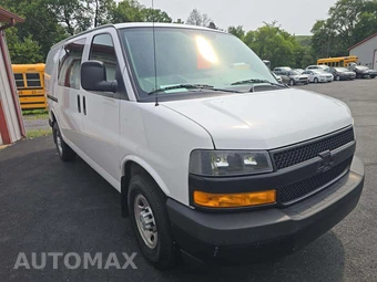 2019 Chevrolet Express 2500 Cargo Van 1WT 135.0" WB - miniatura 4