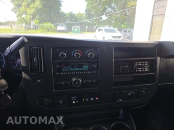 2019 Chevrolet Express 2500 Cargo Van 1WT 135.0" WB - miniatura 10