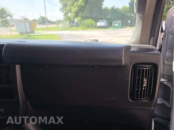 2019 Chevrolet Express 2500 Cargo Van 1WT 135.0" WB - miniatura 18
