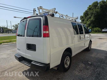 2019 Chevrolet Express 2500 Cargo Van 1WT 135.0" WB - miniatura 3