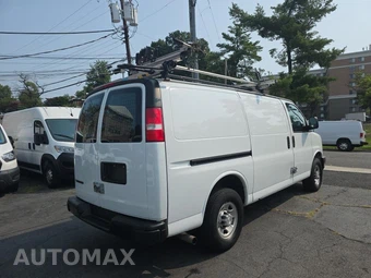 2019 Chevrolet Express 2500 Cargo Van 1WT 135.0" WB - miniatura 4